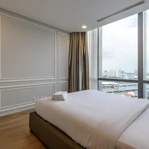 Landmark 81 Infinity Pool - Vip Apartment Ho Chi Minh City